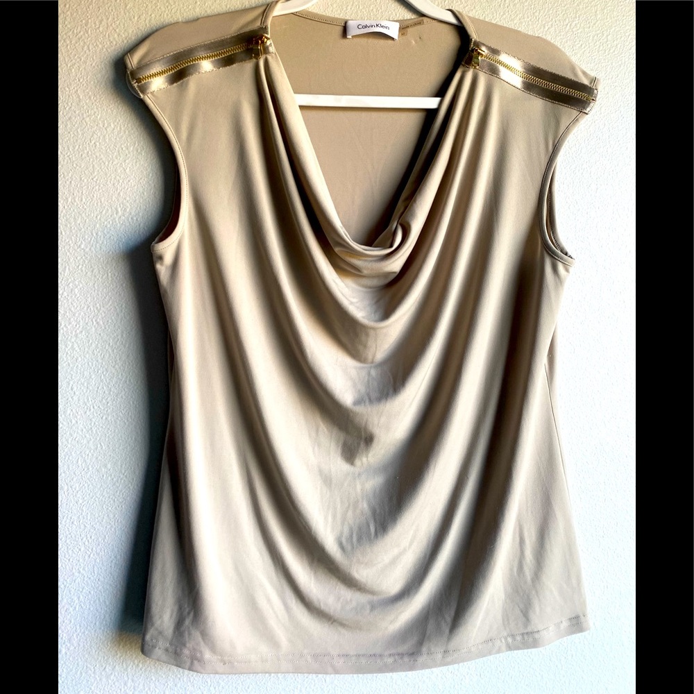 Gorgeous! Calvin Klein dress shirt